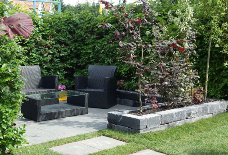Hovenier Oosterland - Gezellige Zithoek in Tuin